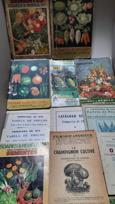 Dezasseis (16) Catálogos e tabelas de preço de Soares & Rebelo, Lda