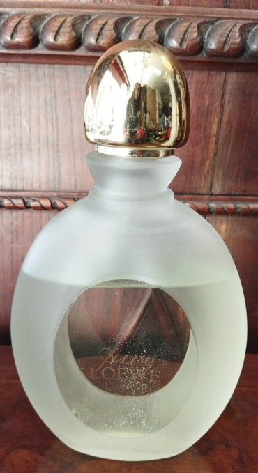 Perfume de Grande Formato