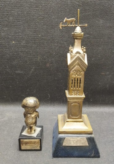 Dois troféus 