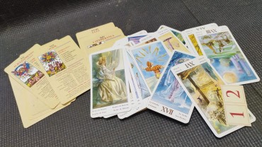 Lote de tarot diverso 