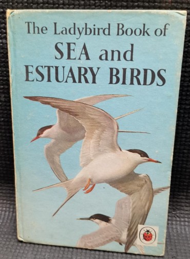 THE LADYBIRD BOOK OF SEA AND ESTUARY BIRDS