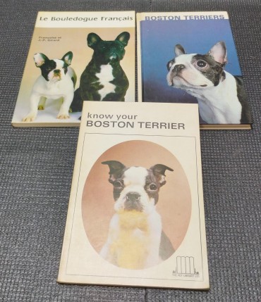 Três livros sobre raças Buldogue e Terrier