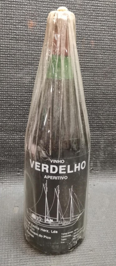 VINHO VERDELHO 