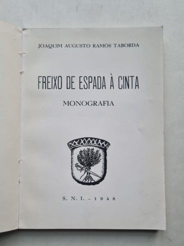 FREIXO DE ESPADA À CINTA