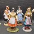 Oito figuras «Trajes regionais»