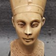 Busto de Nefertiti 