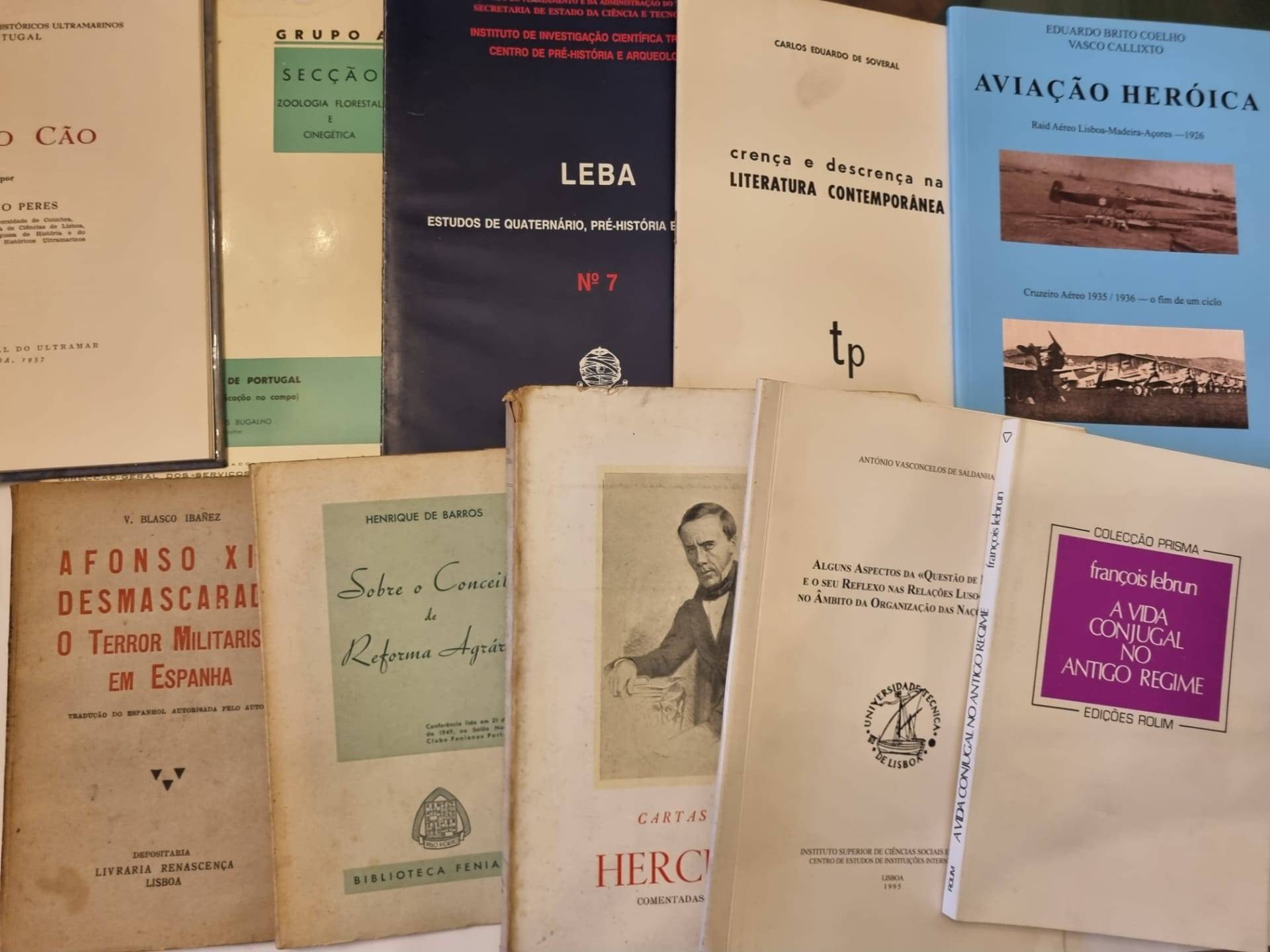 Livros E Manuscritos | Bidding